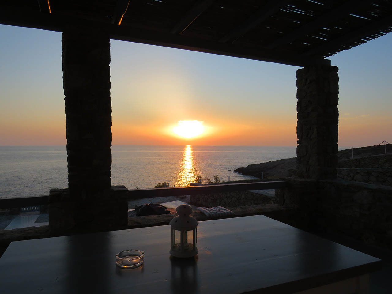 A few moments before the sun sets at Cape Suites