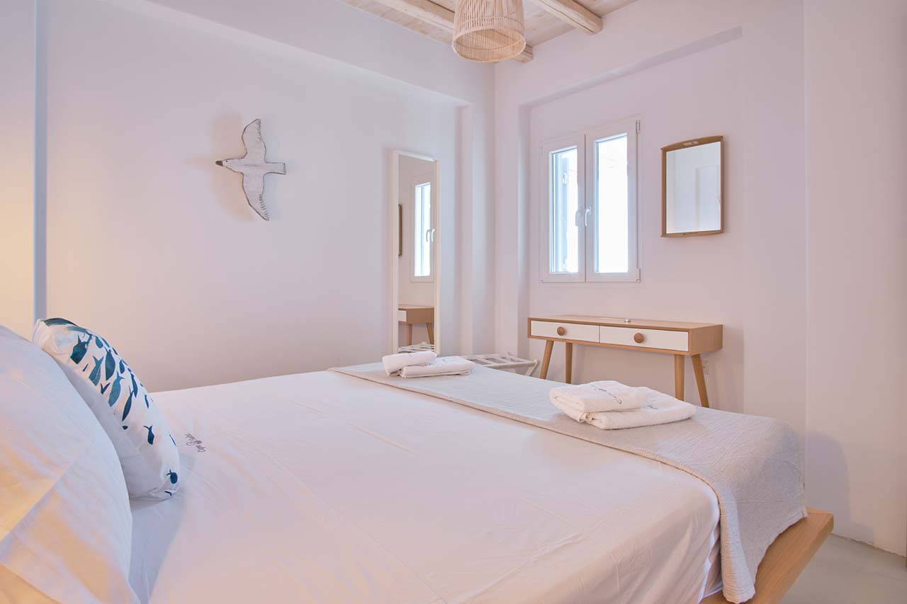 Relaxing sleep at Asterias Suite at Cape Suites Kythnos