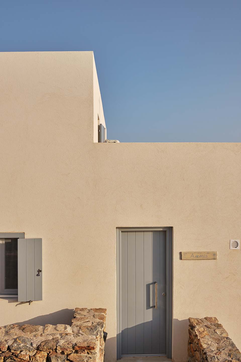 Experience the Cycladic hospitality during your stay at Cape Suites