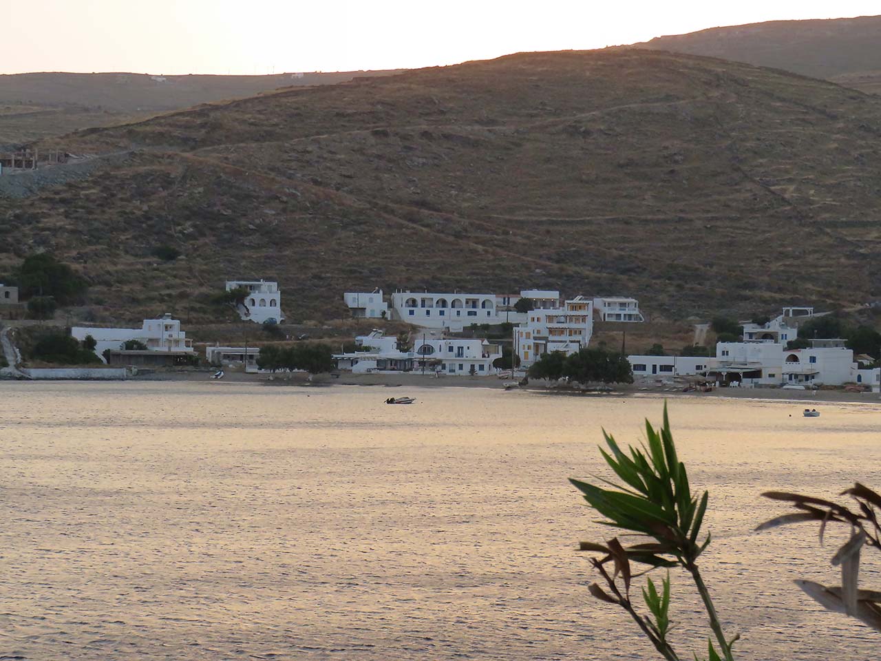 Η παραλία Μεγάλη Άμμος στην Παναγιά Κανάλα της Κύθνου